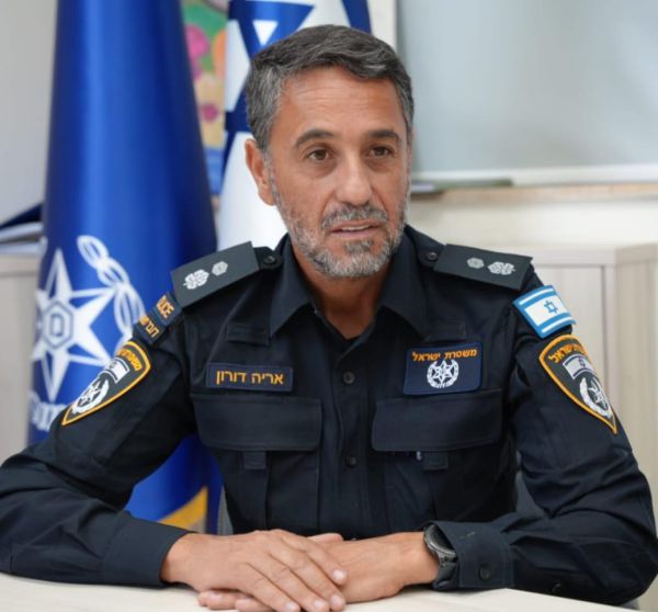 דובר המשטרה בתביעת ענק נגד כתב חדשות 12