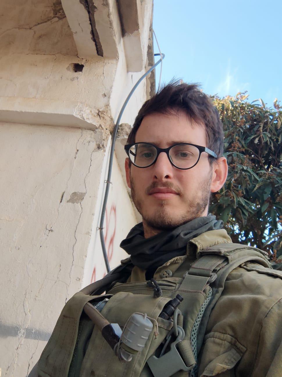 בנווה צוף סופדים: 'עמר היה בעל אוהב ואב מסור לילדיו הקטנים'