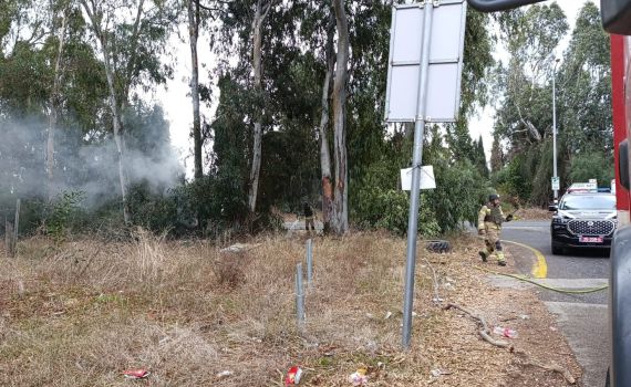 כטב"מ מלבנון נפל בשטח פתוח בגליל המערבי, שריפה פרצה במקום