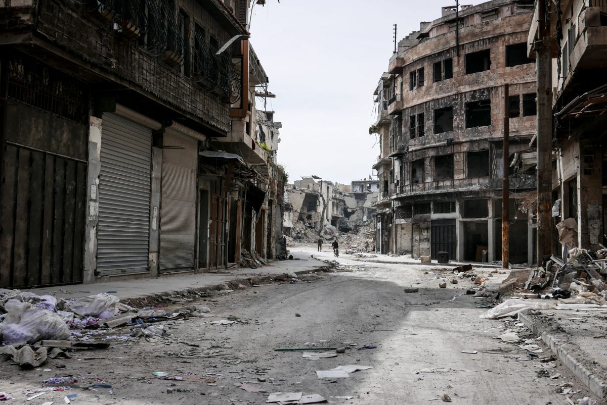 דיווחים בסוריה: 140 הרוגים במתקפת הפתע של המורדים