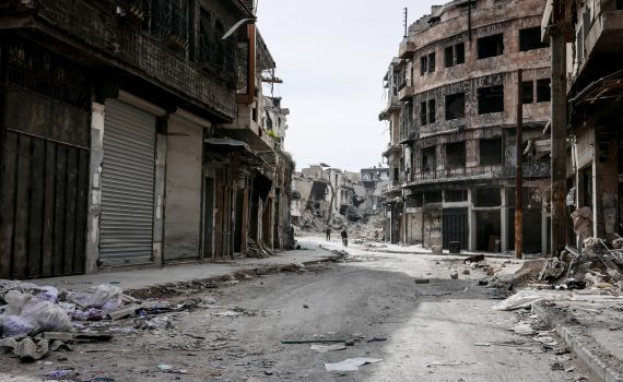 דיווחים בסוריה: 140 הרוגים במתקפת הפתע של המורדים