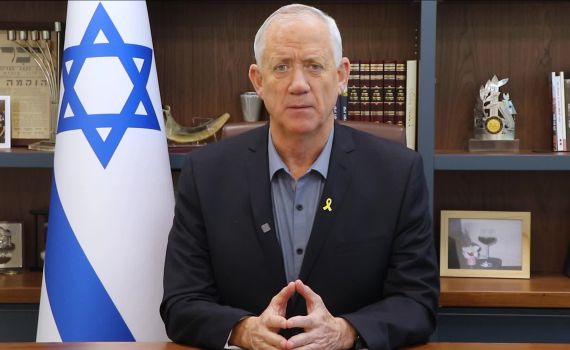 גנץ על החזרה ללחימה: "לעצור את הדחת ראש השב"כ"