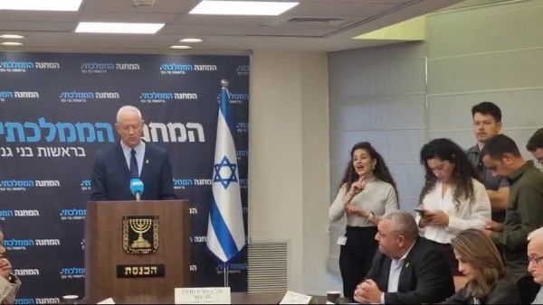 גנץ לנתניהו: "אם תחזיר את החטופים תקבל גיבוי פוליטי"