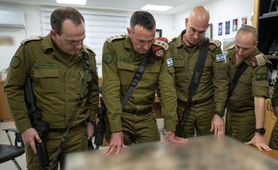 הרמטכ"ל בגבול סוריה: בודקים את המצב כל כמה שעות