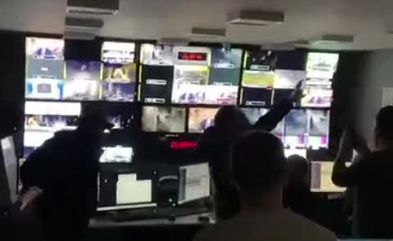 המורדים השתלטו על ארמון הנשיאות: צה"ל התחיל בתנועה