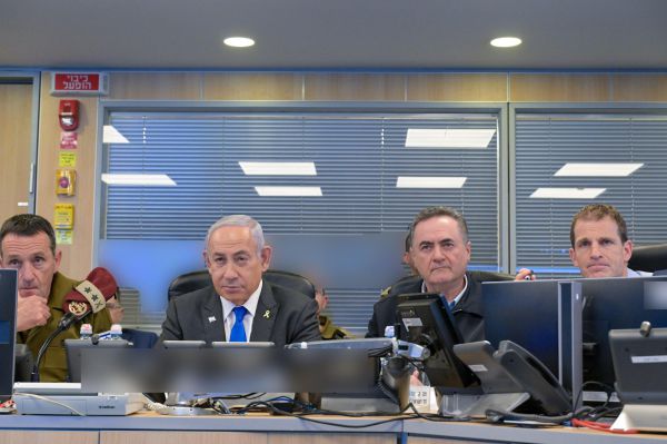 צפו: נתניהו בבור, מתייחס לראשונה לתקיפה בתימן