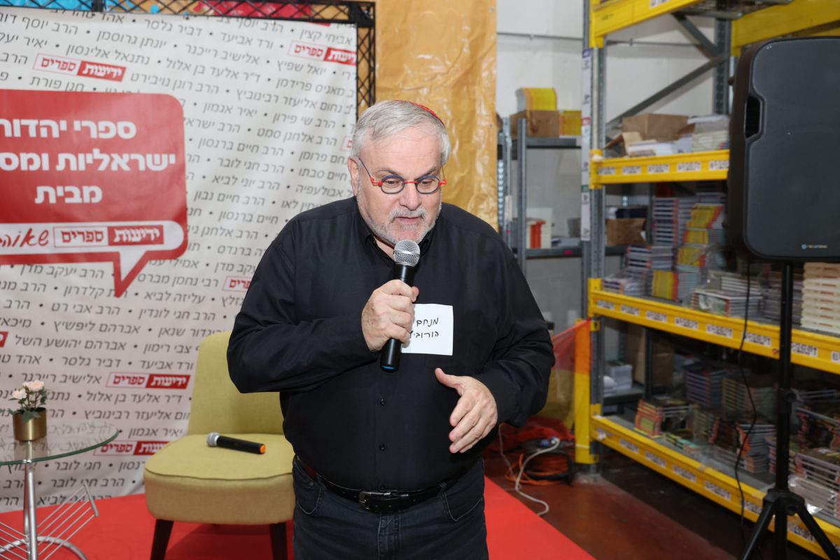 למרות הכל: מנחם הורביץ הגיע למפגש השנתי של עיתונאי המגזר