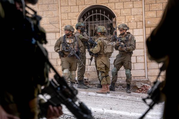 "מונעים מחיזבאללה להתבסס בשטח": צה"ל ממשיך לסרוק בדרום לבנון