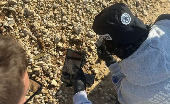 תוך שעתיים נעצר במרכז: בן 15 גנב אקדח במקווה בירושלים