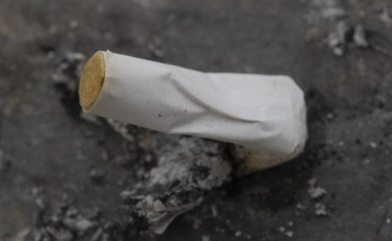 אישום: שוטר מג"ב כיבה סיגריה על ילד בן 14