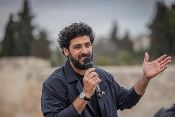 אביב אלוש בפוסט מרגש על הברית של בנו, חושף את השם שנבחר