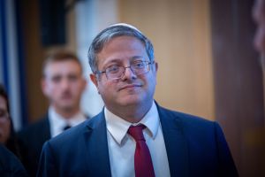 בן גביר הציע: להקים בית סוהר למחבלים שמוקף בתנינים