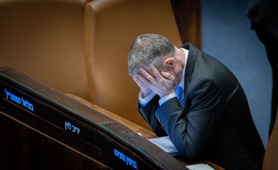 לוין בפניה נואשת לבג"ץ: לא מצליח למנות מפקח לחקירת הפצ"רית