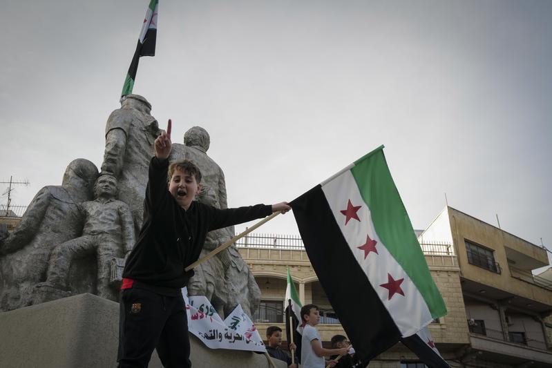 הטבח הבא? בסוריה מדווחים על תנועת כוחות המשטר לאזור הכורדי