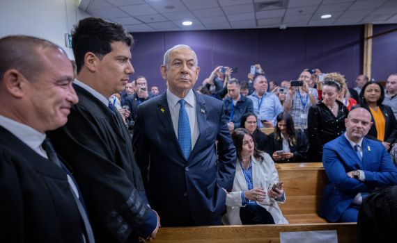 דרמה במשפט נתניהו: השופטים דחו את טענות רה"מ