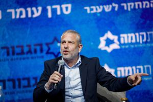 ינון מגל מאשים: עליי התנפלו, על ברקוביץ' שותקים