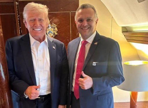 לבנוני, נוצרי, קשור לחיזבאללה: זה יועץ טראמפ החדש