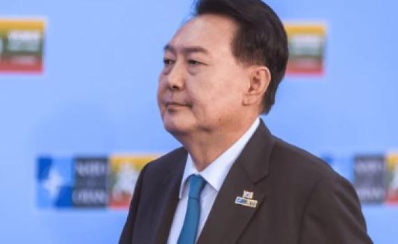 אחרי ביטול המשטר הצבאי: תהליך הדחה נגד נשיא דרום קוריאה