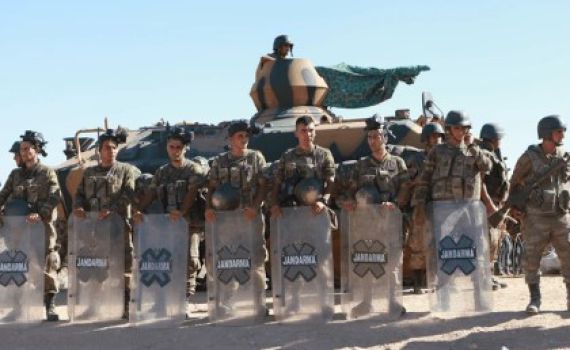 הכאוס הסורי: טורקיה פתחה במתקפה על יישובים כורדים