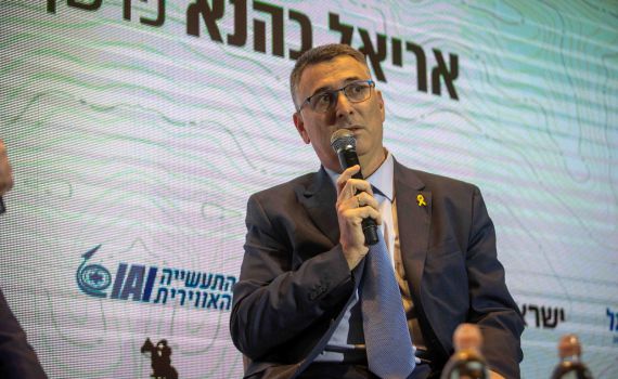 סער על המלחמה בסוריה: "לא רוצים לקחת צד, אין בחירה טובה"