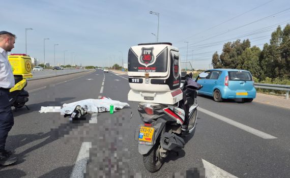תאונה קטלנית: רוכב אופנוע בן 70 נהרג בנס ציונה