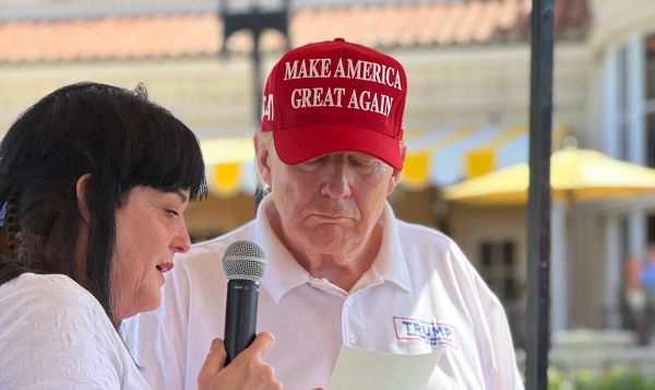 שורדת השבי נפגשה עם טראמפ: "סומכת עלייך שתחזיר את כולם"