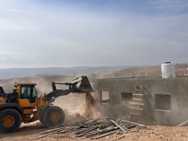 אחרי עשרות שנים: צה"ל הורס את הבנייה הערבית בשמורה ההסכמית