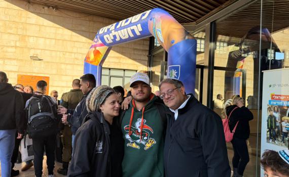 "תביא לנו את הניצחון": שובאל בן גביר מתגייס ליחידה מובחרת