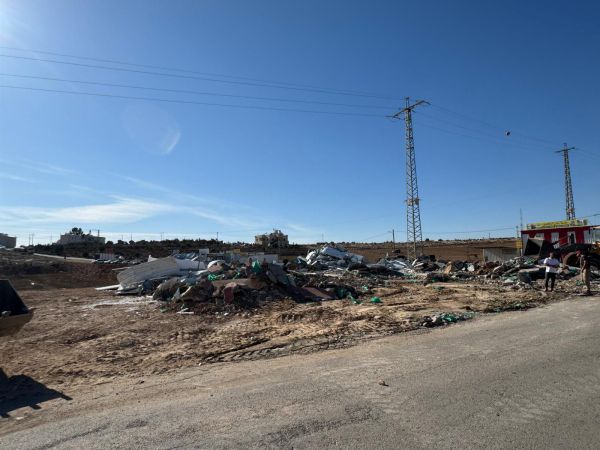 בעקבות לחץ של מועצת הר חברון: נהרסו עשרות חנויות בלתי חוקיות