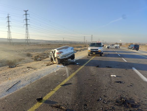 אסון על הכביש: בן 24 נהרג וגבר נוסף נפצע קשה בתאונה במשאבים