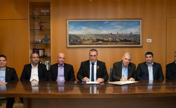 על רקע האיומים מתימן ואיראן: עסקת ענק לתעשייה האווירית