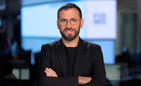 "בקצב אחר": הג'וב החדש של אלירז שדה