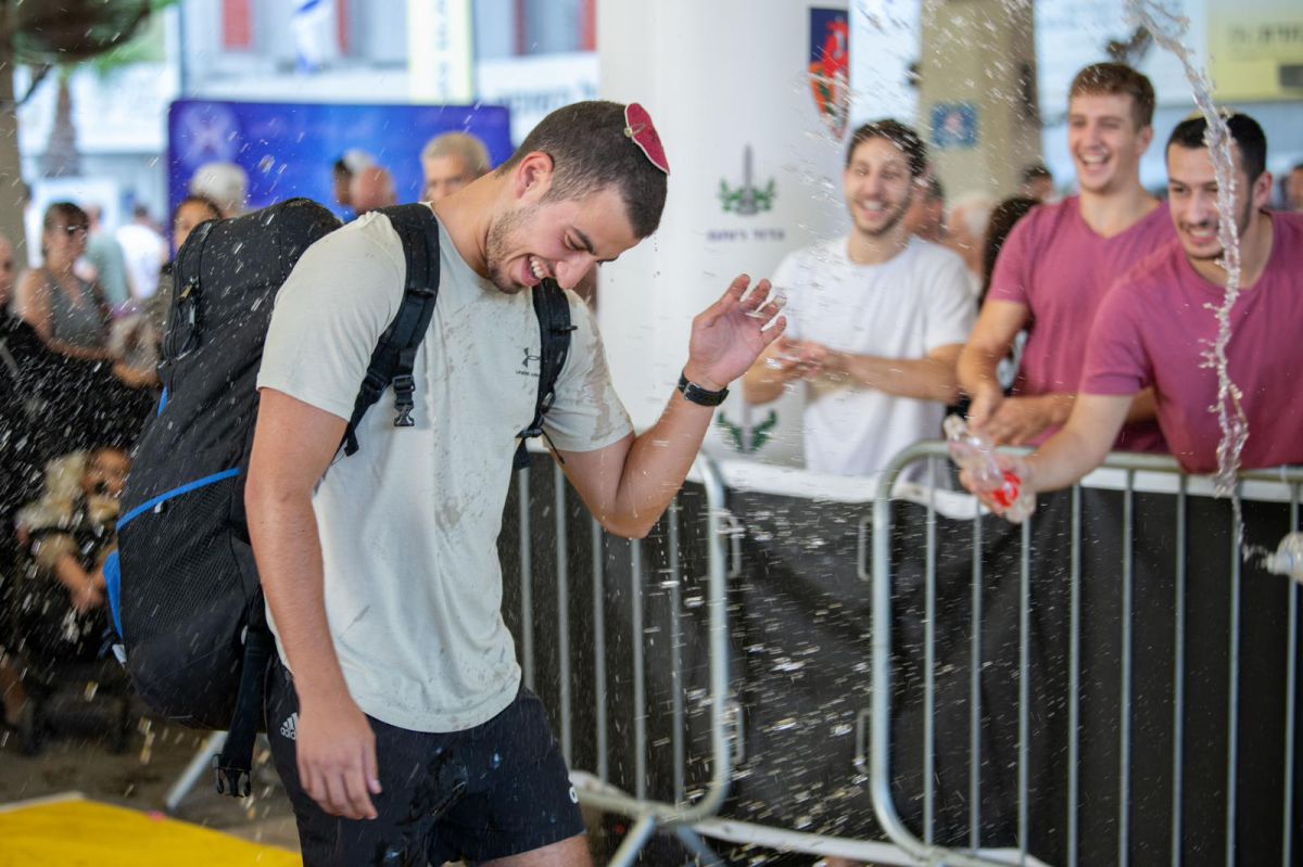 גיוס נובמבר יצא לדרך: מי המתגייס הצעיר והמבוגר ביותר?