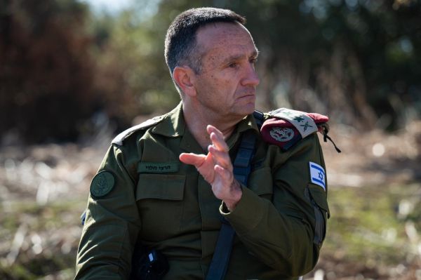 בעקבות הפרת הפסקת האש: הרמטכ"ל מאיים על חיזבאללה