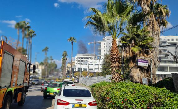 8 פצועים בשריפה בפרדס חנה, בהם אחד במצב קשה