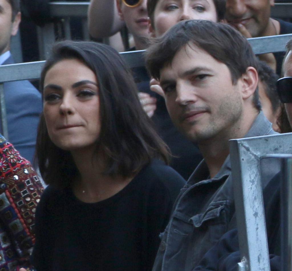 גם אשטון קוצ'ר ומילה קוניס ביקרו בו: מיצג הנובה מכה גלים