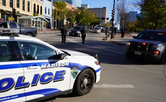 5 הרוגים ו-7 פצועים באירוע ירי בבית ספר בויסקונסין