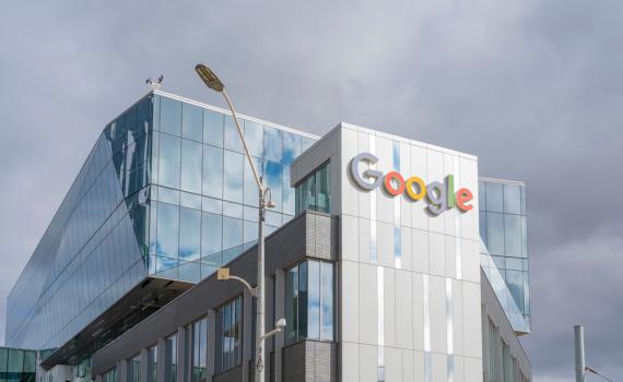 גאווה: האיש החזק ב-AI של גוגל – דתי חובש כיפה