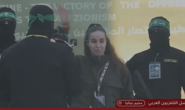 גיבורה: אגם ברגר התעקשה על שמירת כשרות ונמענה מבשר