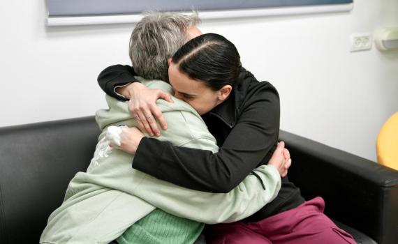 אמילי דמארי בפוסט ראשון באינסטגרם