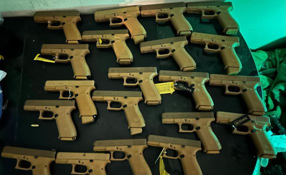 בלילה אחד: לוחמים תפסו 24 נשקים ועצרו 19 מבוקשים