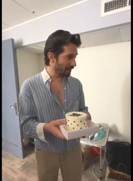 החברים חגגו לרן דנקר יום הולדת ואז זה קרה. צפו