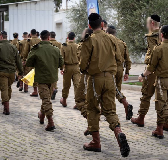 תקיפת חיילי החשמונאים |  זמיר למח"ט החטיבה: "חציית קו אדום"
