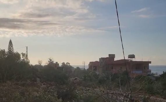 בסמוך למוצב או"ם מרכזי בלבנון: צה"ל איתר פיר ומחסני אמל"ח