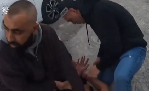 שני אחים ערבים גנבו פרטי אשראי מבעלי טלפונים כשרים