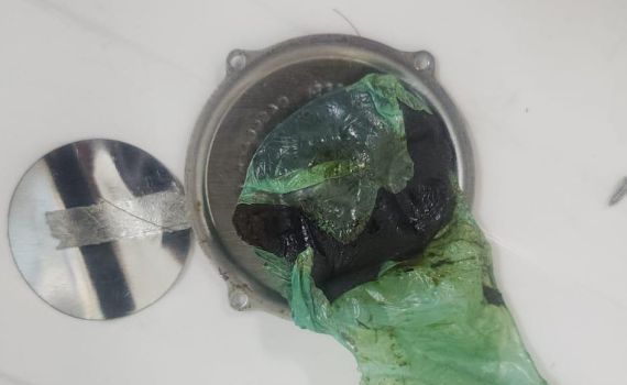 הסוהרים תפסו אסיר מבריח סמים בתוך שעון