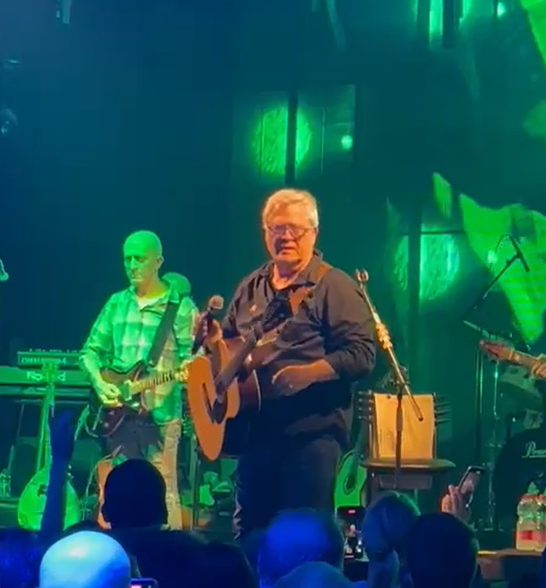 זו הבמה בה הופיע שלמה ארצי לראשונה. צפו