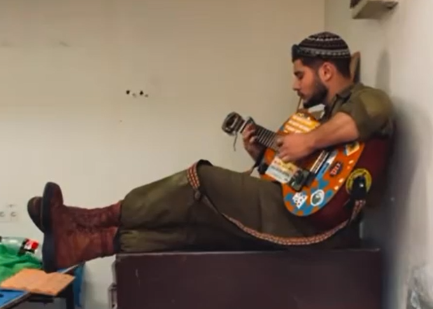 הלוחם שנלחם על חייו בשיר מרגש: "אני מאמין בנסתר"