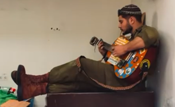 הלוחם שנלחם על חייו בשיר מרגש: "אני מאמין בנסתר"