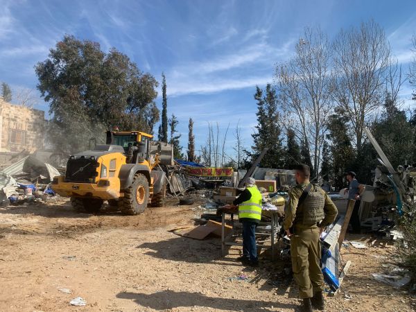 בנימין: מרחב עסקים שהעסיק עשרות פלסטינים ללא אישור נהרס